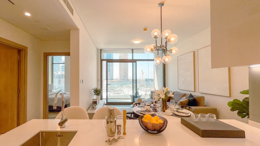 Peninsula One — Kitchen and entertaining — Official developer photograph