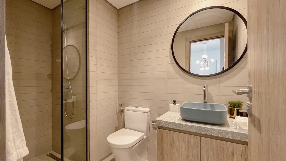 Peninsula One — Bathroom finishes — Official developer photograph