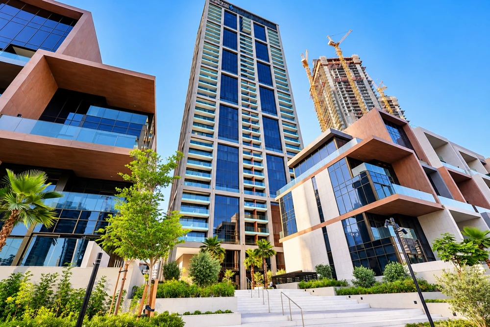 Peninsula Five — Peninsula Five Exterior
